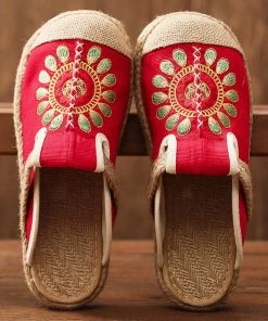 TC Round Peacock Tail Embroidered Mules - Cactus Rose Shop Sandals