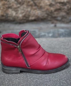 YL En Bloom | Ruched Ankle Boot