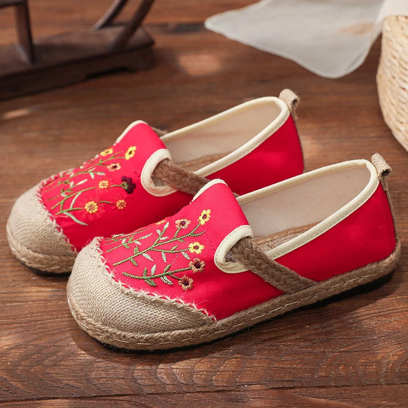 TC Blossom Daisy Embroidered Round Toe Espadrilles - Cactus Rose New In Shoes 12 TC Blossom Daisy Embroidered Round Toe Espadrilles - Cactus Rose New In Shoes