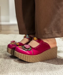 JF SOFFIA | Genuine Leather Red Ribbed-Sole Floral Appliqued Clogs NEW ARRIVALS 11 JF SOFFIA | Genuine Leather Red Ribbed-Sole Floral Appliqued Clogs NEW ARRIVALS