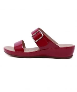 S/S 2022 SIKETU | Buckle Patent Leather Sandals