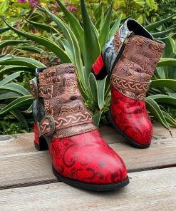 YL Embossed Triple-Flower Bootie Ankle Boots Heel Boots - En Bloom Shoes