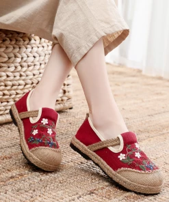 TC Cactus Rose | Berry Daisy Embroidered Linen Espadrille Loafers - Red NEW ARRIVALS