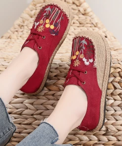 TC New In Shoes Cactus Rose | Garden Embroidered Linen Boat Shoes Espadrilles - Red