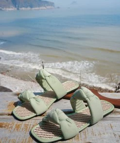 HT EN BLOOM | EULIA SLIDE SAGE NEW ARRIVALS