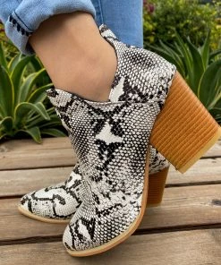 HYHE Side Cut Angled Snake Print Ankle Boot - EN BLOOM