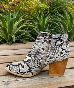 HYHE Side Cut Angled Snake Print Ankle Boot - EN BLOOM 9 HYHE Side Cut Angled Snake Print Ankle Boot - EN BLOOM