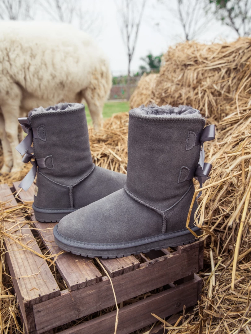XH SMAIBULUN UGG™ | Double-Bow Back Ribbon Suede Boots - Steel Grey NEW ARRIVALS 3 XH SMAIBULUN UGG™ | Double-Bow Back Ribbon Suede Boots - Steel Grey NEW ARRIVALS