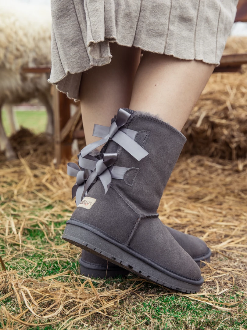 XH SMAIBULUN UGG™ | Double-Bow Back Ribbon Suede Boots - Steel Grey NEW ARRIVALS 6 XH SMAIBULUN UGG™ | Double-Bow Back Ribbon Suede Boots - Steel Grey NEW ARRIVALS