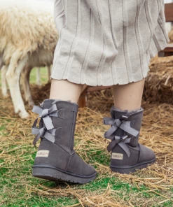 XH SMAIBULUN UGG™ | Double-Bow Back Ribbon Suede Boots - Steel Grey NEW ARRIVALS 16 XH SMAIBULUN UGG™ | Double-Bow Back Ribbon Suede Boots - Steel Grey NEW ARRIVALS