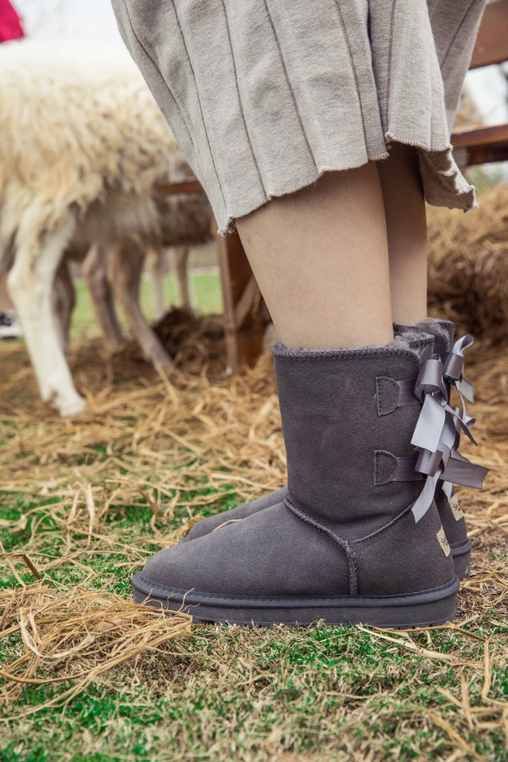 XH SMAIBULUN UGG™ | Double-Bow Back Ribbon Suede Boots - Steel Grey NEW ARRIVALS 9 XH SMAIBULUN UGG™ | Double-Bow Back Ribbon Suede Boots - Steel Grey NEW ARRIVALS