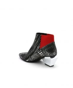 Jady Rose JadyRose | Structural-Heel Leather Bootie - Black Stripe Shoes