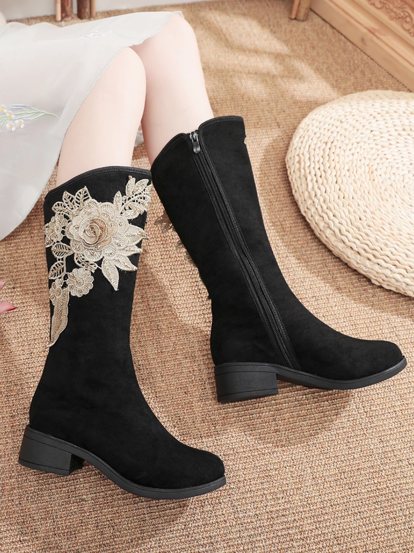 YR New In Shoes Cactus Rose | Golden Flower Appliqued Lace Detail Long Knee Boots - Black 5 YR New In Shoes Cactus Rose | Golden Flower Appliqued Lace Detail Long Knee Boots - Black