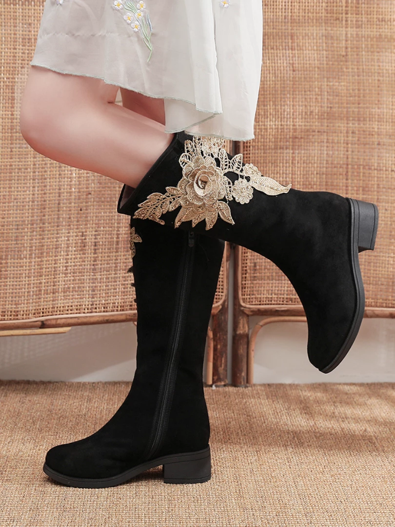 YR New In Shoes Cactus Rose | Golden Flower Appliqued Lace Detail Long Knee Boots - Black 7 YR New In Shoes Cactus Rose | Golden Flower Appliqued Lace Detail Long Knee Boots - Black