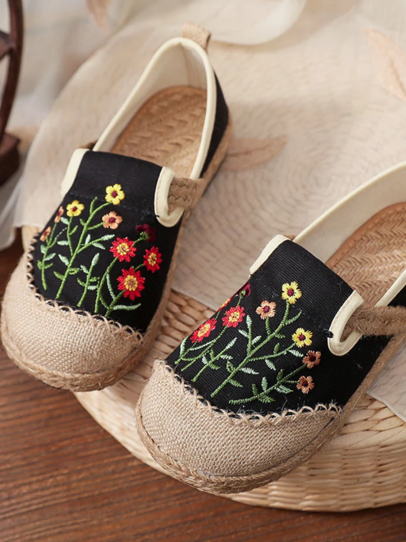 TC Blossom Daisy Embroidered Round Toe Espadrilles - Cactus Rose New In Shoes 1 TC Blossom Daisy Embroidered Round Toe Espadrilles - Cactus Rose New In Shoes