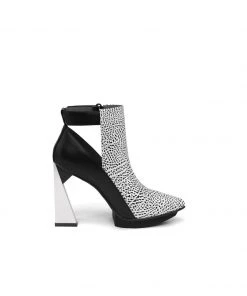 Jady Rose JadyRose | Triangled Silver High Heel Cut Out White Leather Platform Ankle Boots