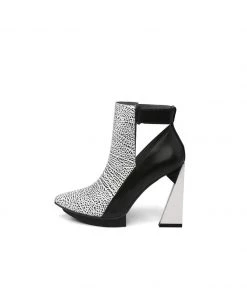 Jady Rose JadyRose | Triangled Silver High Heel Cut Out White Leather Platform Ankle Boots