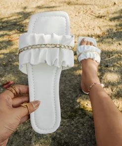 HT En Bloom | White Ruffle Upper Chain Flat Sole Slide