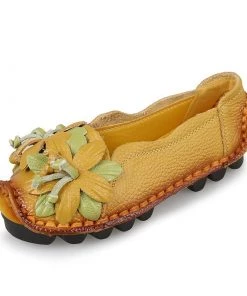 XR Perforated Flower Deco Head Leather Flats Loafers - Rumour Has It Shop Loafer