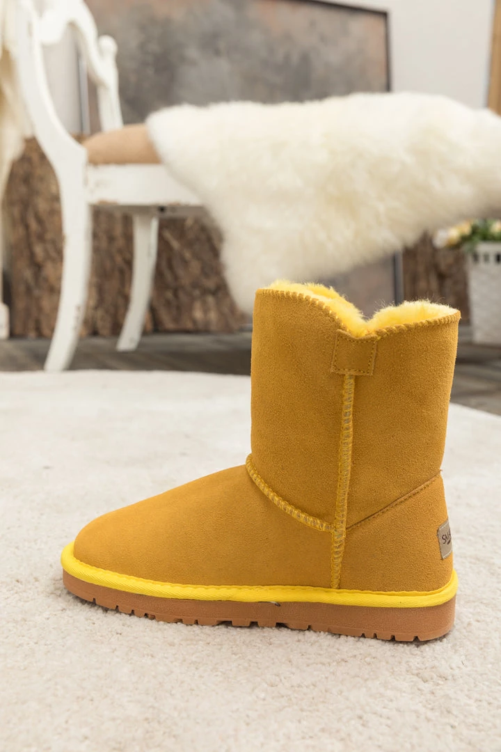 XH SMAIBULUN UGG™ | Faux Fur-Lined Classic Side Button Suede Boot New In Shoes 8 XH SMAIBULUN UGG™ | Faux Fur-Lined Classic Side Button Suede Boot New In Shoes