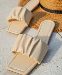 HT En Bloom | Folds Upper Flat Sole Sandal Beige